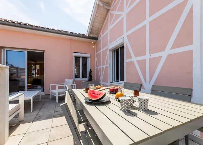 Les Halles Keyweek Duplex With Terrace And Parking In Center Appartement *