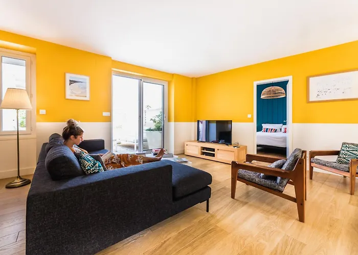 Appartement Les Halles Keyweek Duplex With Terrace And Parking In Center Biarritz