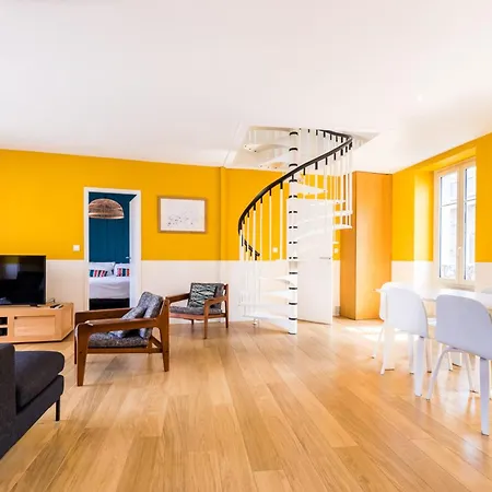 Les Halles Keyweek Duplex With Terrace And Parking In Center