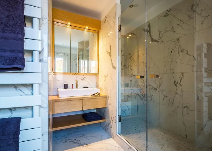 Les Halles Keyweek Duplex With Terrace And Parking In Center Appartamento Biarritz