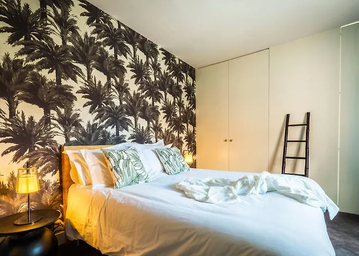 Les Halles Keyweek Duplex With Terrace And Parking In Center Biarritz